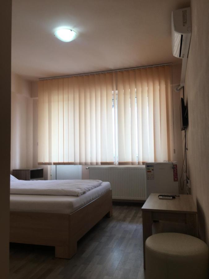 Cazare Hofmann Arad Exterior foto